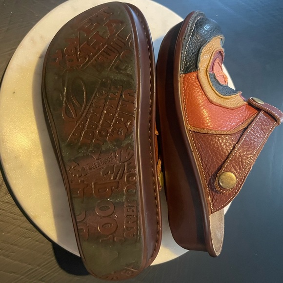 Spring Step Lollipop Clogs - Picture 13 of 16